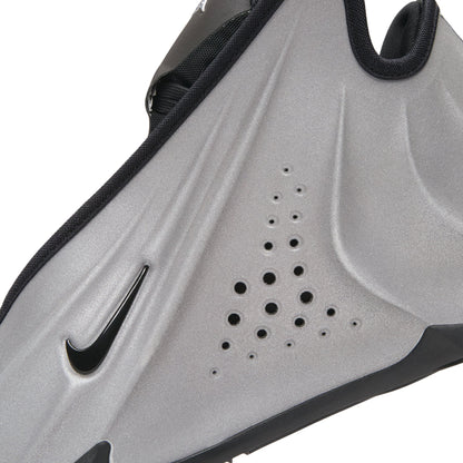 Nike Nike G.T. Future (Metallic Silver/Black-White)