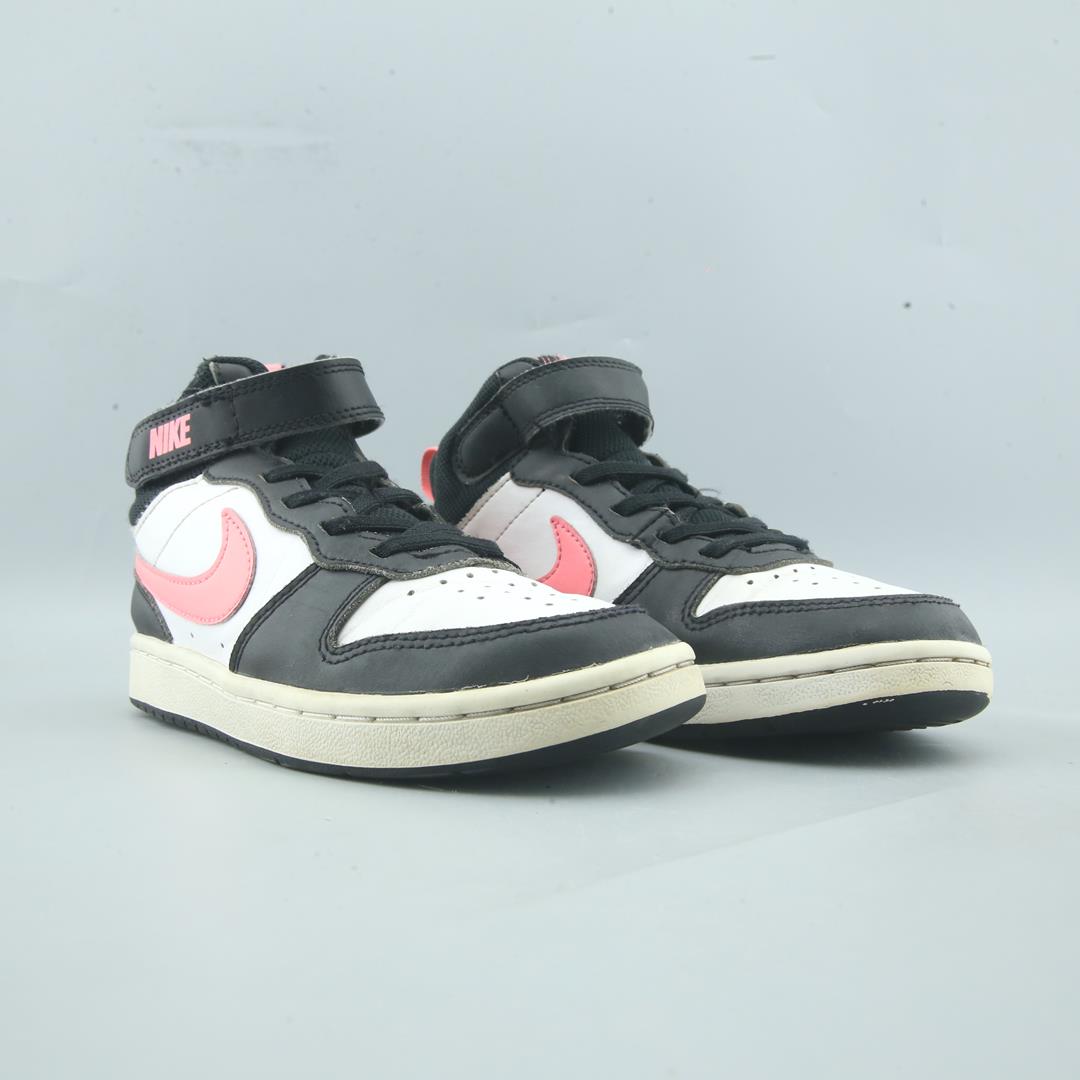 Nike Court Borough Mid 2