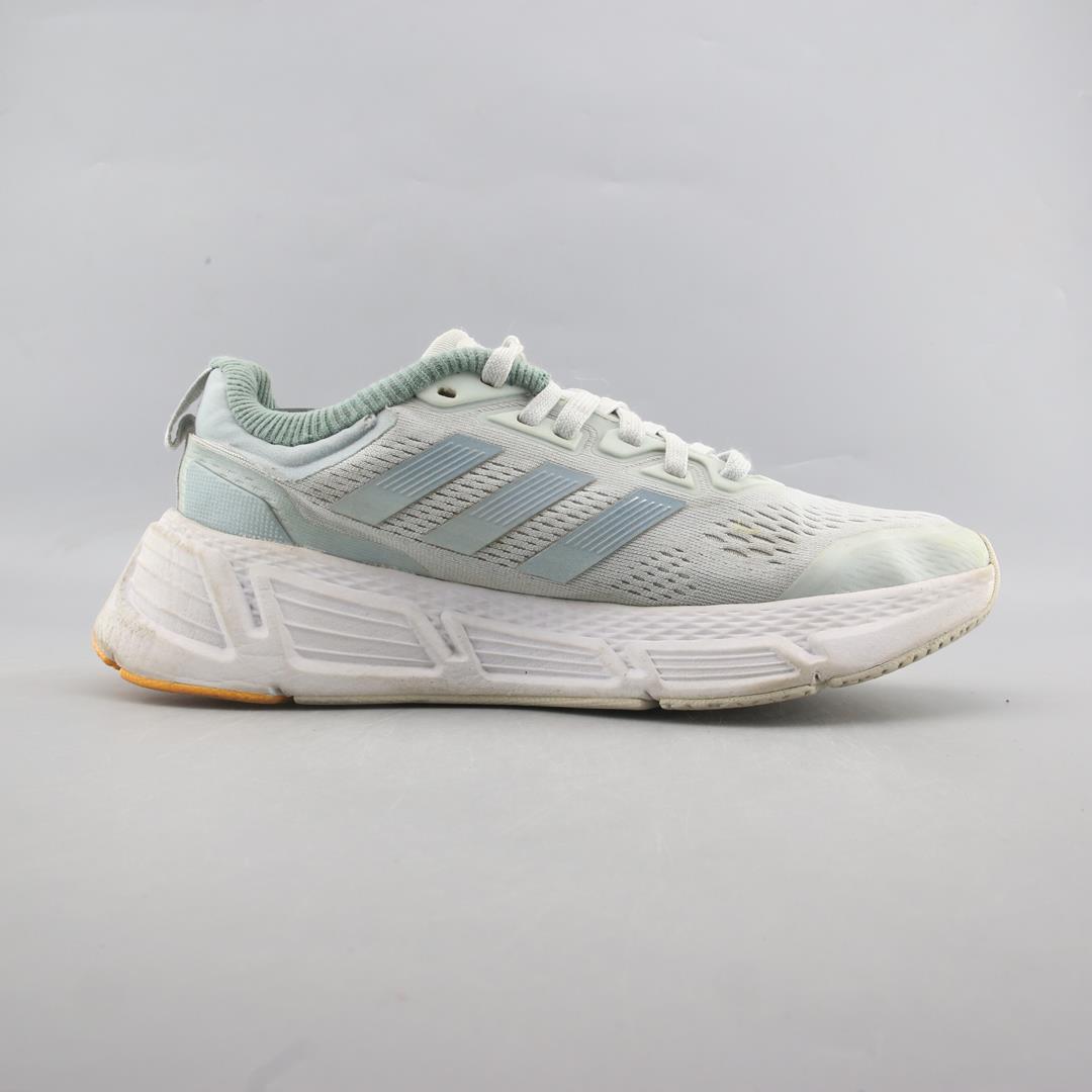 Adidas Questar