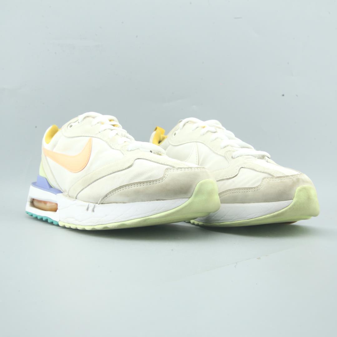 Nike Air Max Dawn