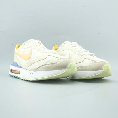Nike Air Max Dawn