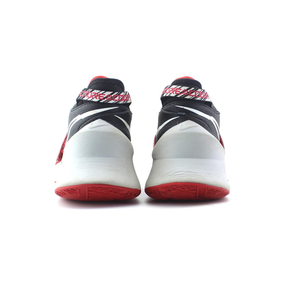 Nike Future Court 3