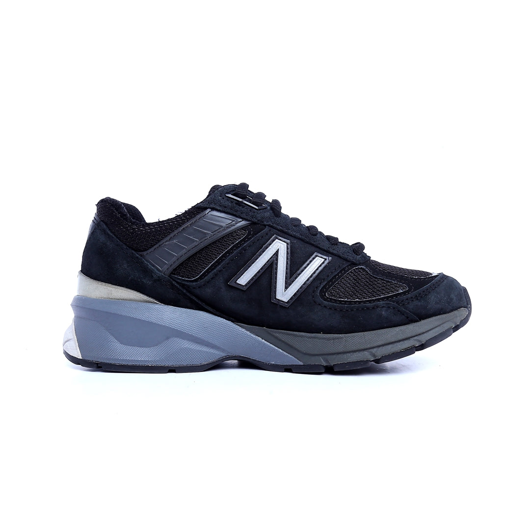 New Balance 990V5