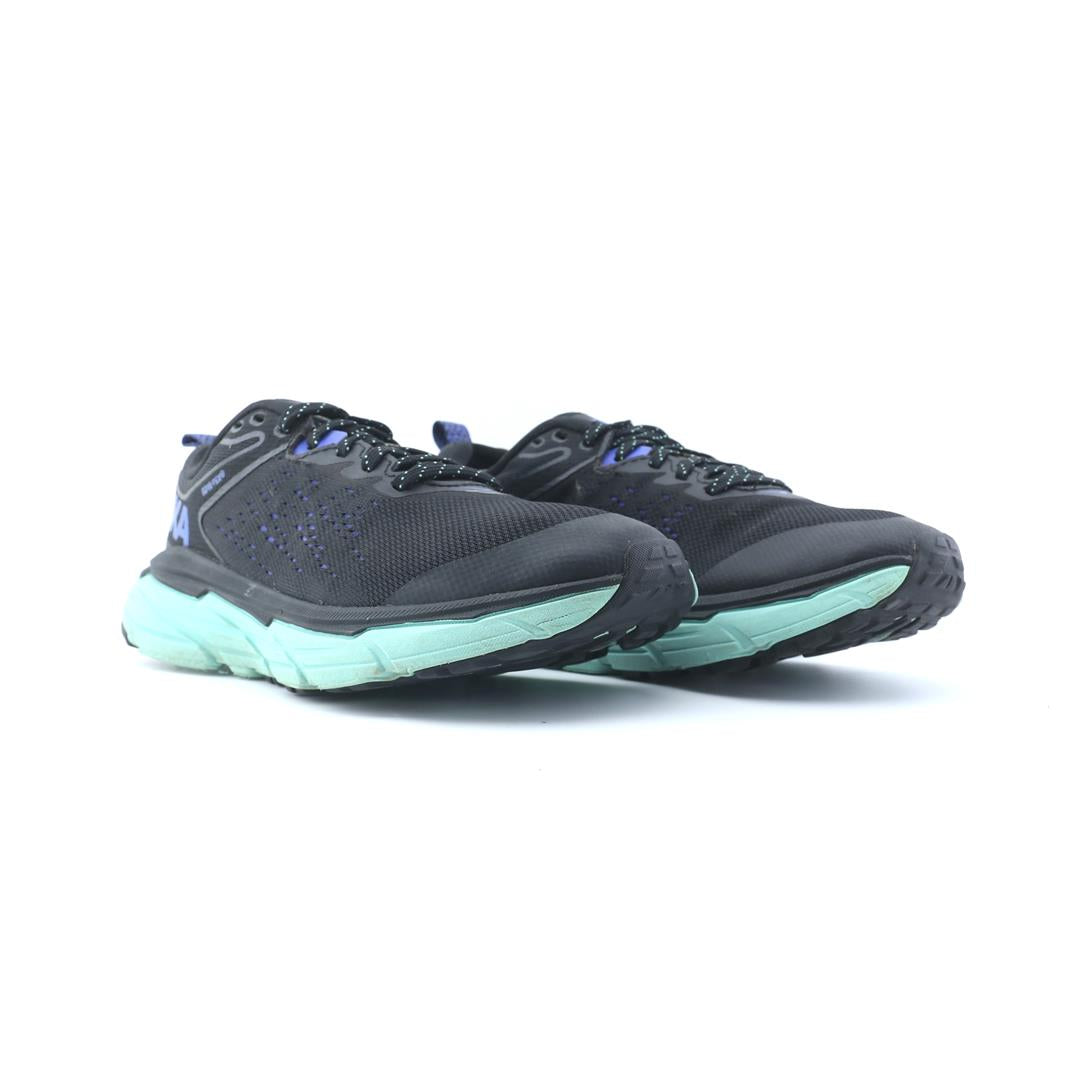 Hoka One One Challenger Atr 6