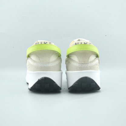 Nike Waffle Debut