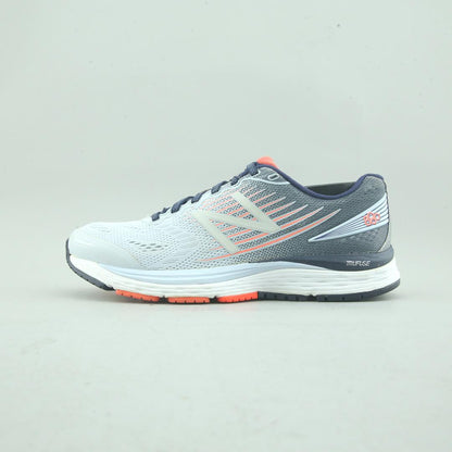 New Balance 880V8