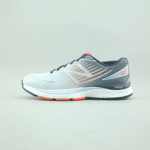New Balance 880V8