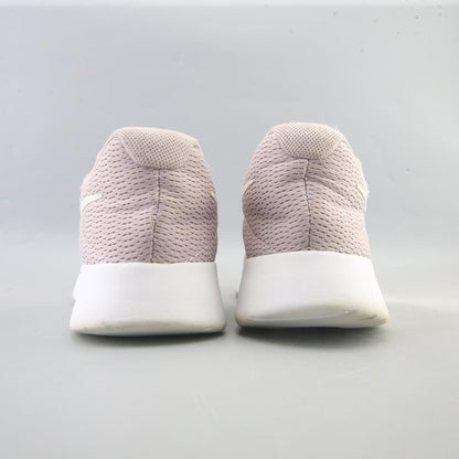 Nike Tanjun
