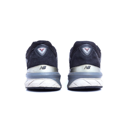 New Balance 990V5