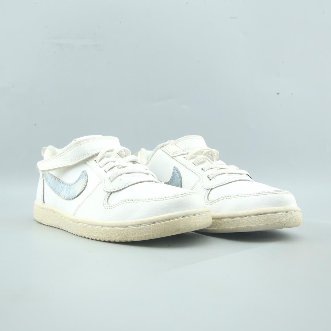 Nike Court Borough Low