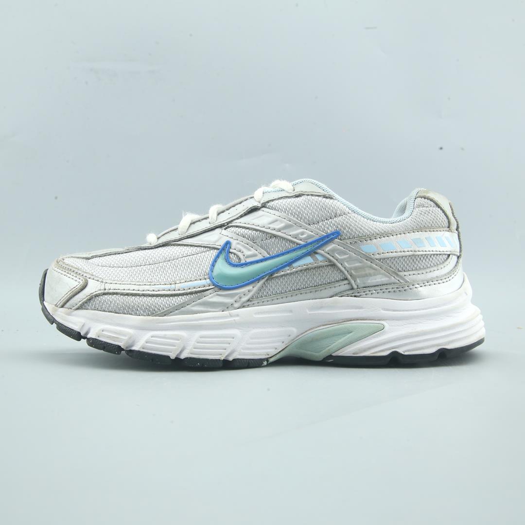 Nike Initiator