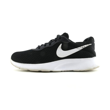 Nike Tanjun