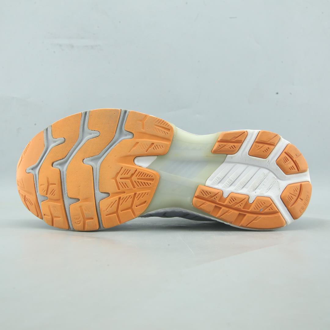 Asics Gel-Kayano 27