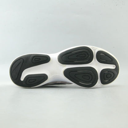 Nike Revolution 4