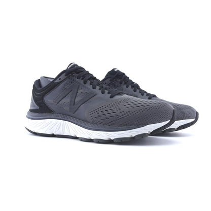 New Balance 940 V4