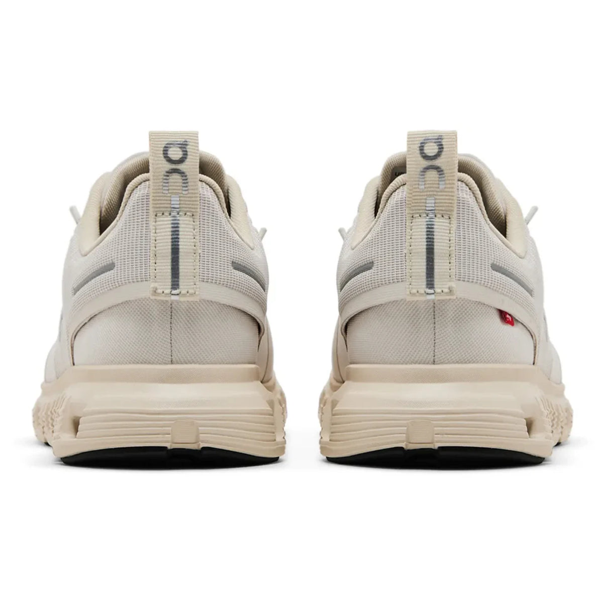 On Running Cloud 6 Waterproof Pearl Cream (W)
