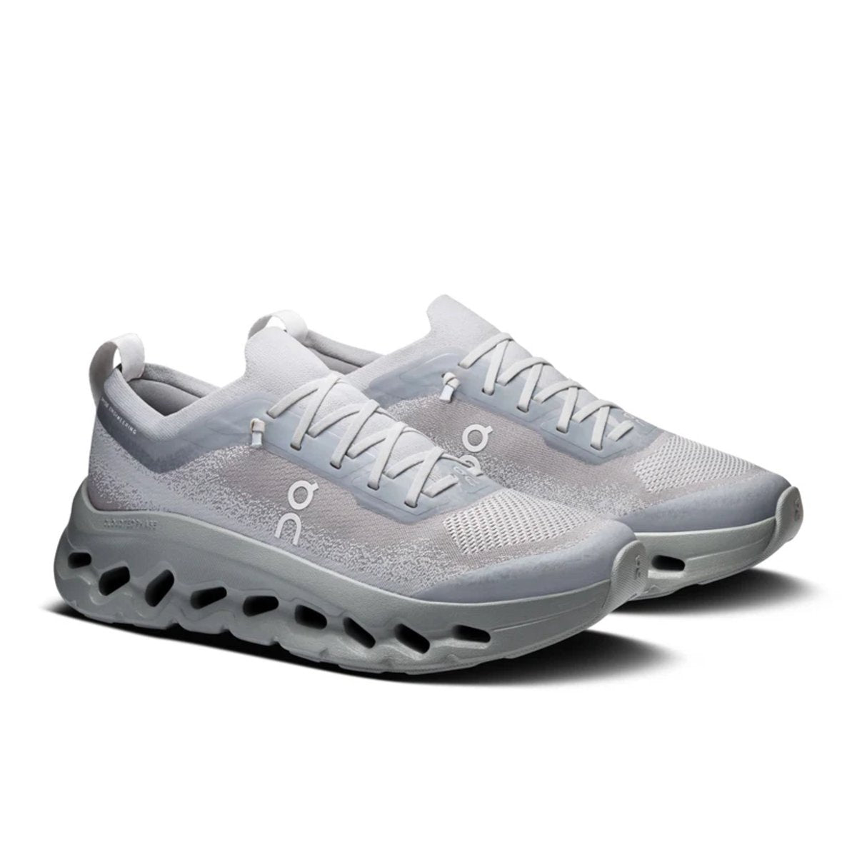On Running Cloudtilt Moon Zendaya Glacier Alloy (W)