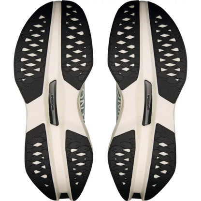 On Running Cloudboom Max White Black